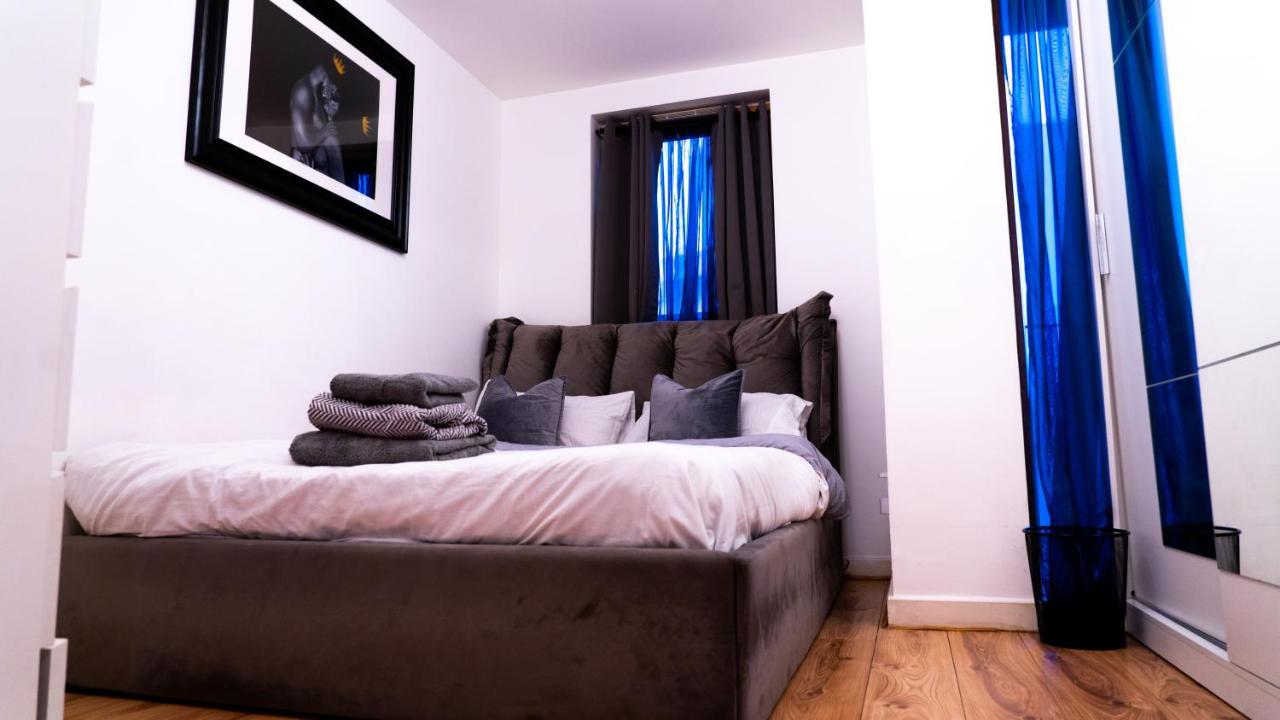 Lovely 1-Bed Apartment In Hackney Londra Dış mekan fotoğraf